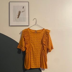 Anthropology Beautiful Eyelet top ✌️🌱